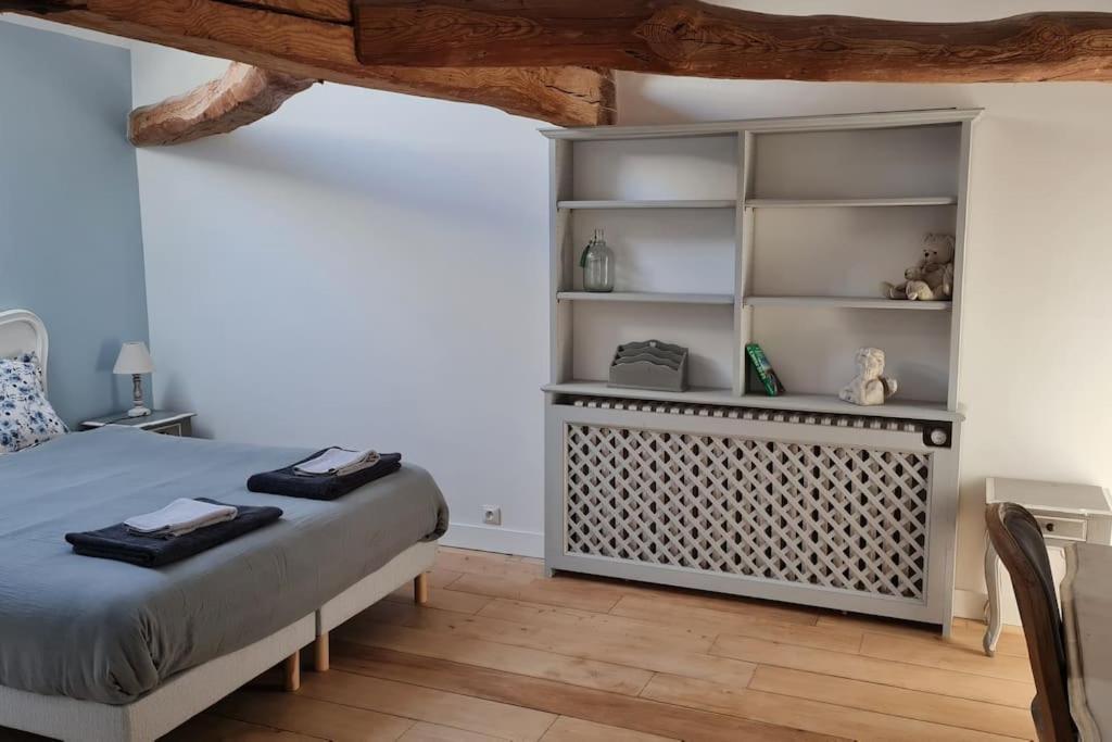 Belle Suite Dans Corps De Ferme - Logement Alicia Villiers-sous-Grez Dış mekan fotoğraf